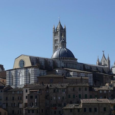 Residenza D'Epoca Campo Regio Relais Bed & Breakfast Siena Exterior photo