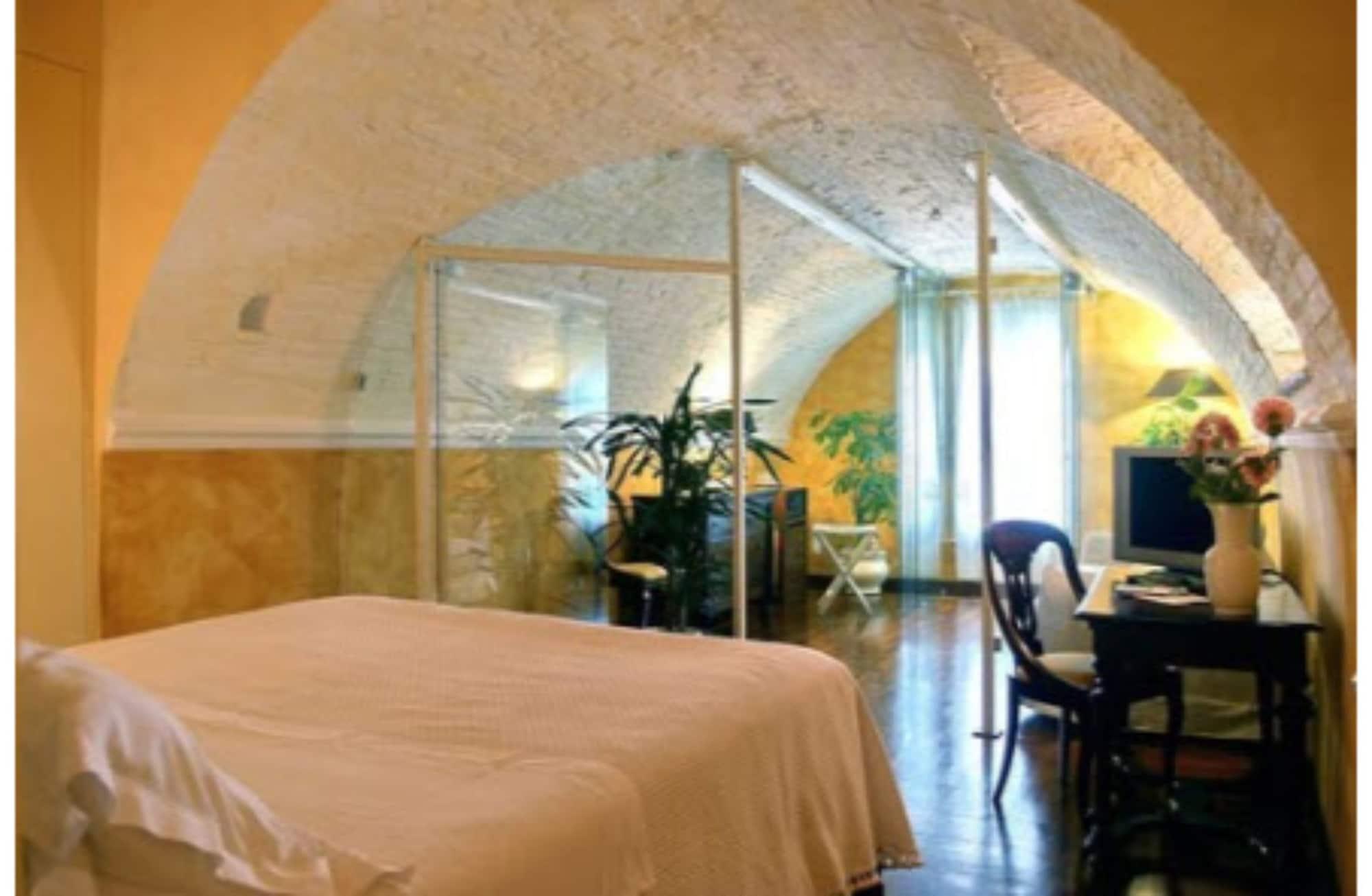 Residenza D'Epoca Campo Regio Relais Bed & Breakfast Siena Exterior photo