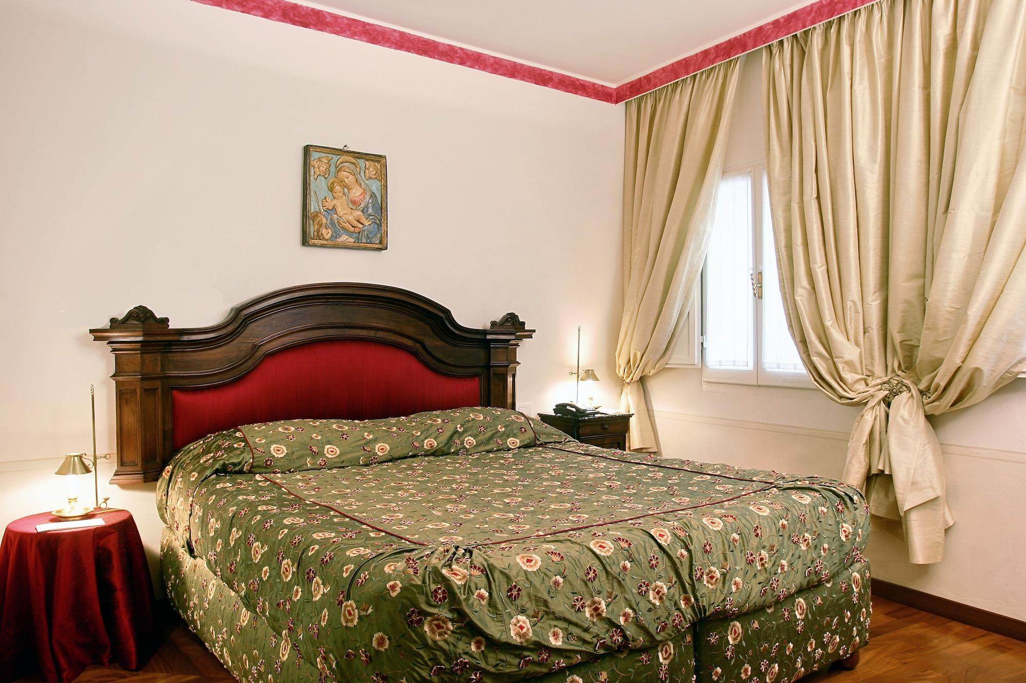 Residenza D'Epoca Campo Regio Relais Bed & Breakfast Siena Exterior photo
