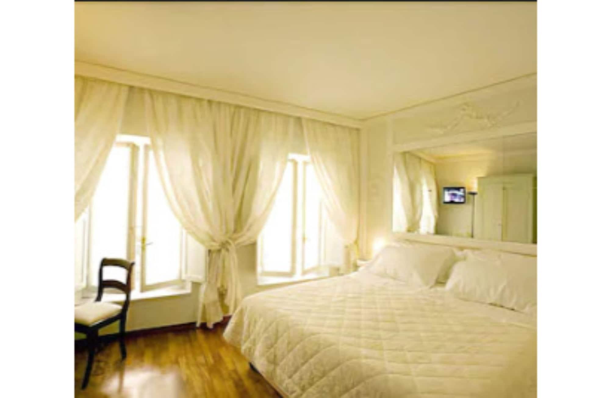 Residenza D'Epoca Campo Regio Relais Bed & Breakfast Siena Exterior photo