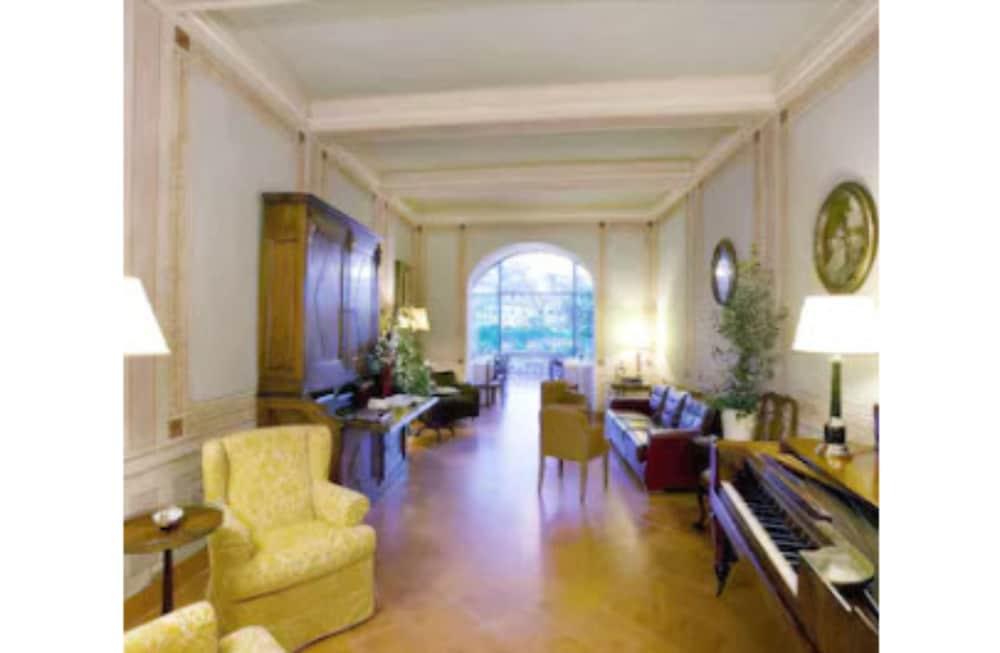 Residenza D'Epoca Campo Regio Relais Bed & Breakfast Siena Exterior photo