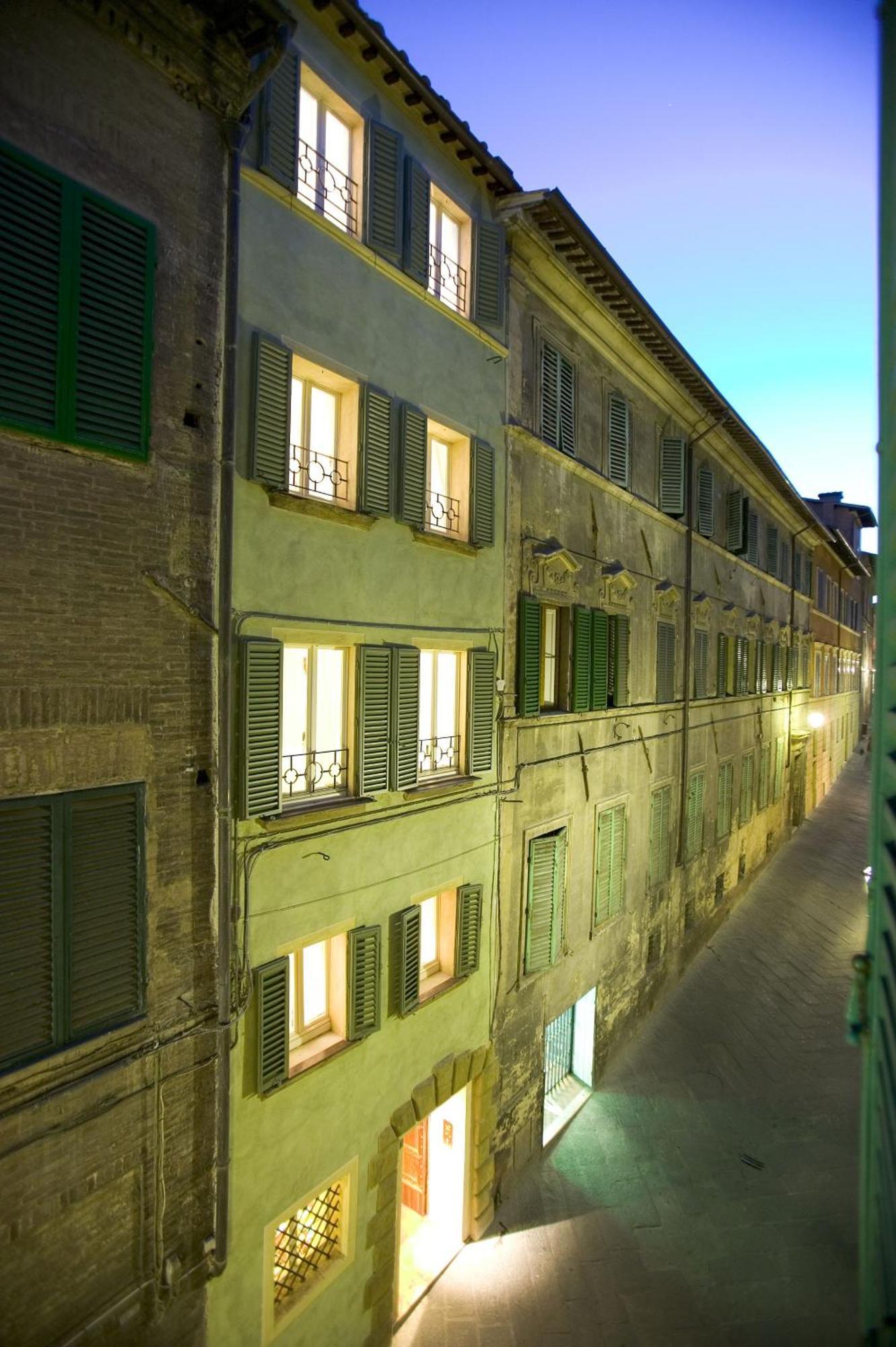 Residenza D'Epoca Campo Regio Relais Bed & Breakfast Siena Exterior photo