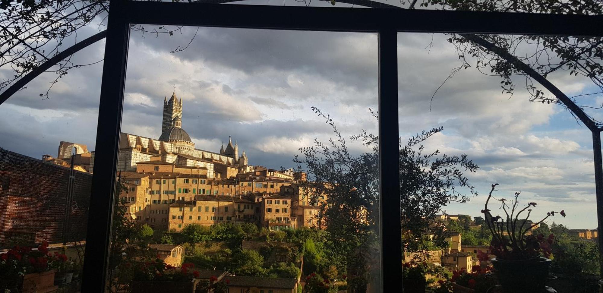 Residenza D'Epoca Campo Regio Relais Bed & Breakfast Siena Exterior photo
